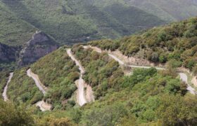 *Drive through central Peloponnese on the most scenic roads